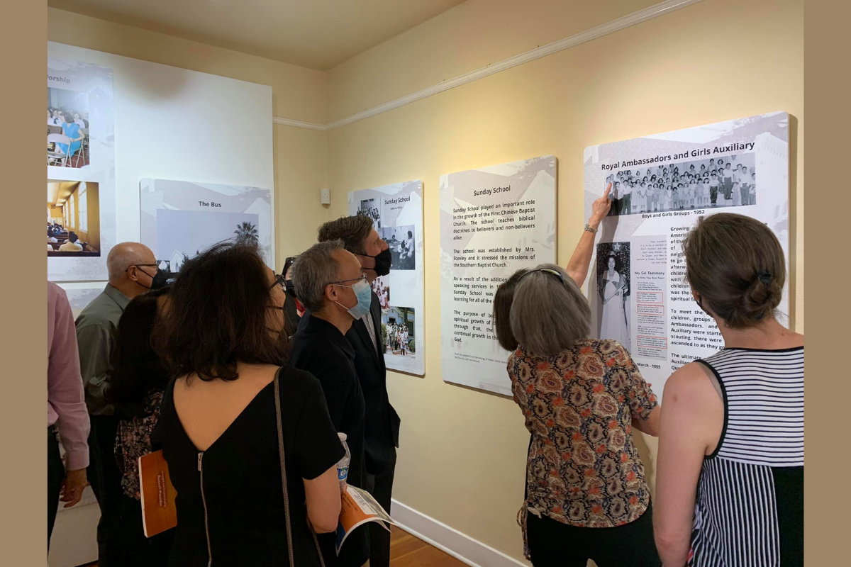 Image of a tour through a gallery